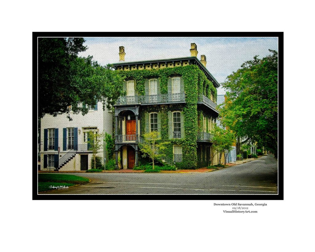 Home Ivy Covered Walls Historic Savannah Georgia